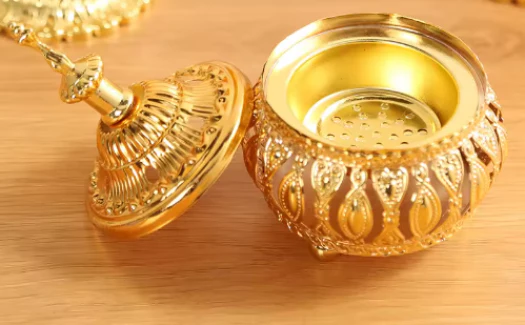 Incense Burner Gold Metal Lace with Cover, Short - Image 2